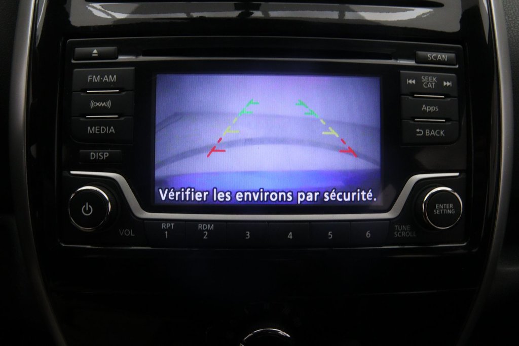 Nissan Versa Note  2015 à Jonquière, Québec - 13 - w1024h768px