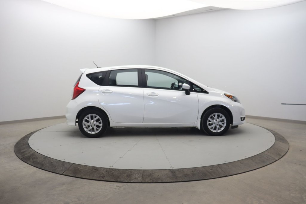 Nissan Versa Note  2016 à Jonquière, Québec - 3 - w1024h768px