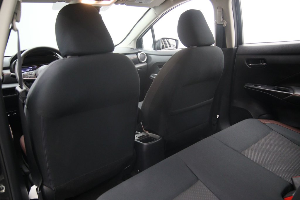 Nissan Versa  2021 à Baie-Comeau, Québec - 9 - w1024h768px