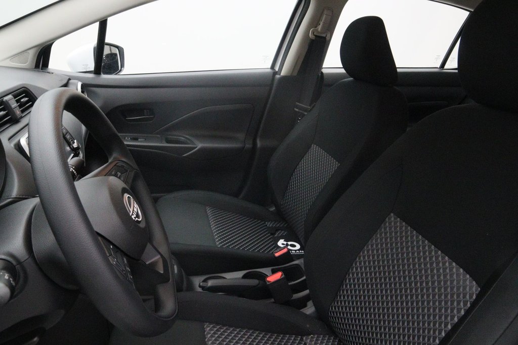 Nissan Versa  2024 à Baie-Comeau, Québec - 7 - w1024h768px