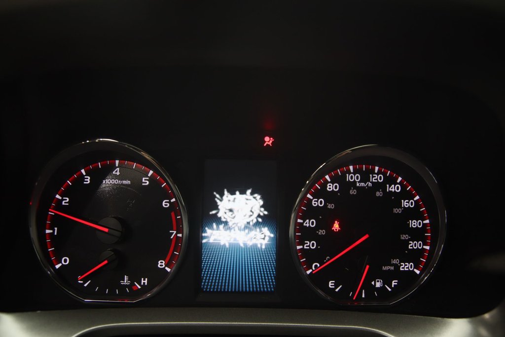 2017 Toyota RAV4 in Jonquière, Quebec - 13 - w1024h768px