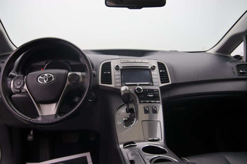 2016 Toyota Venza in Sept-Îles, Quebec - 11 - w1024h768px
