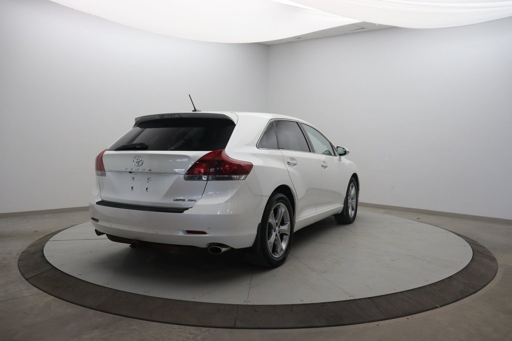 2016 Toyota Venza in Sept-Îles, Quebec - 4 - w1024h768px