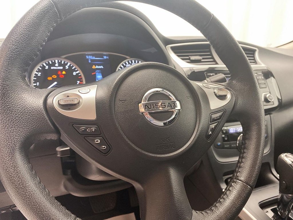 2018 Nissan Sentra in Sept-Îles, Quebec - 15 - w1024h768px