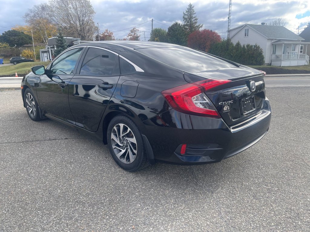 Honda Civic Sedan SE 2018-5