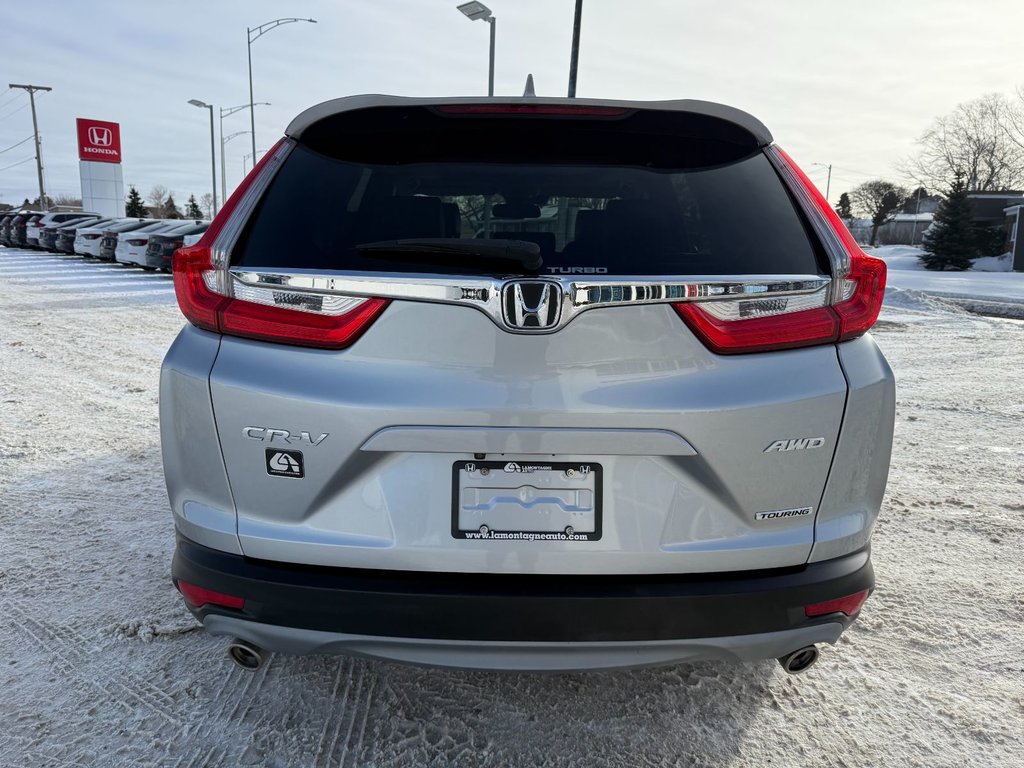 Honda CR-V Touring 2019-6
