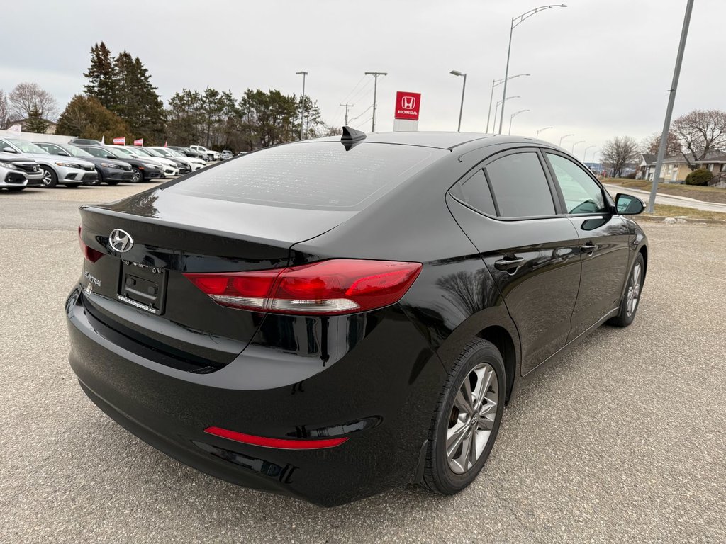 Hyundai Elantra GL 2017-5