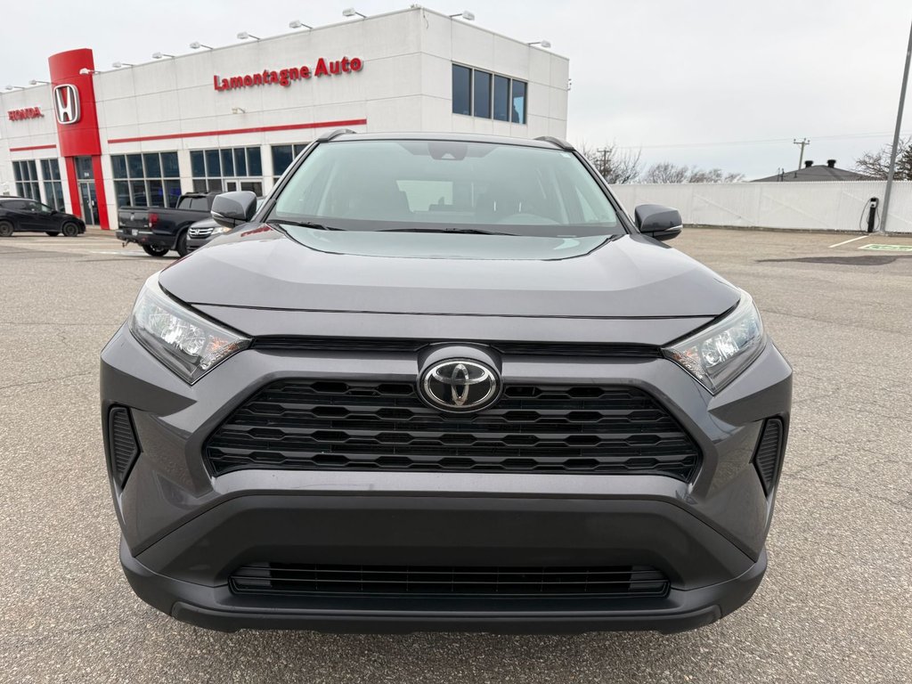 Toyota RAV4 LE 2019-1