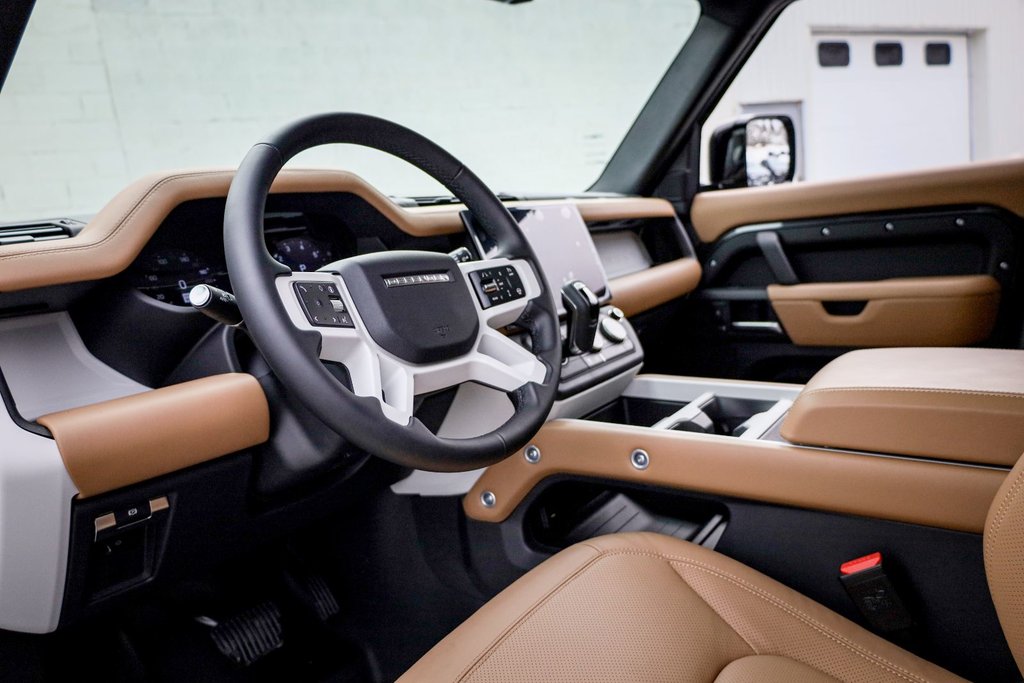 2026 Land Rover Defender 110 Mild Hybrid X-Dynamic SE-7