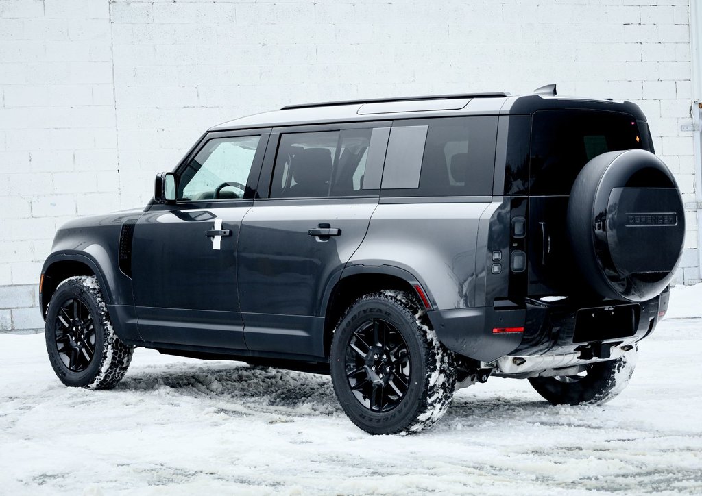 2026 Land Rover Defender 110 S-4