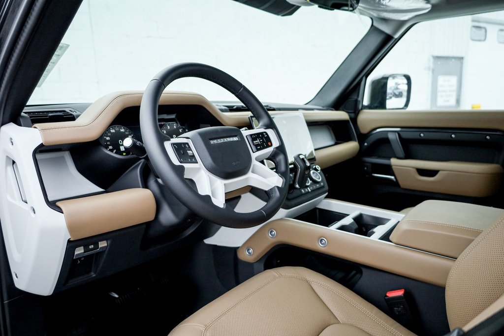 2026 Land Rover Defender 110 S-7