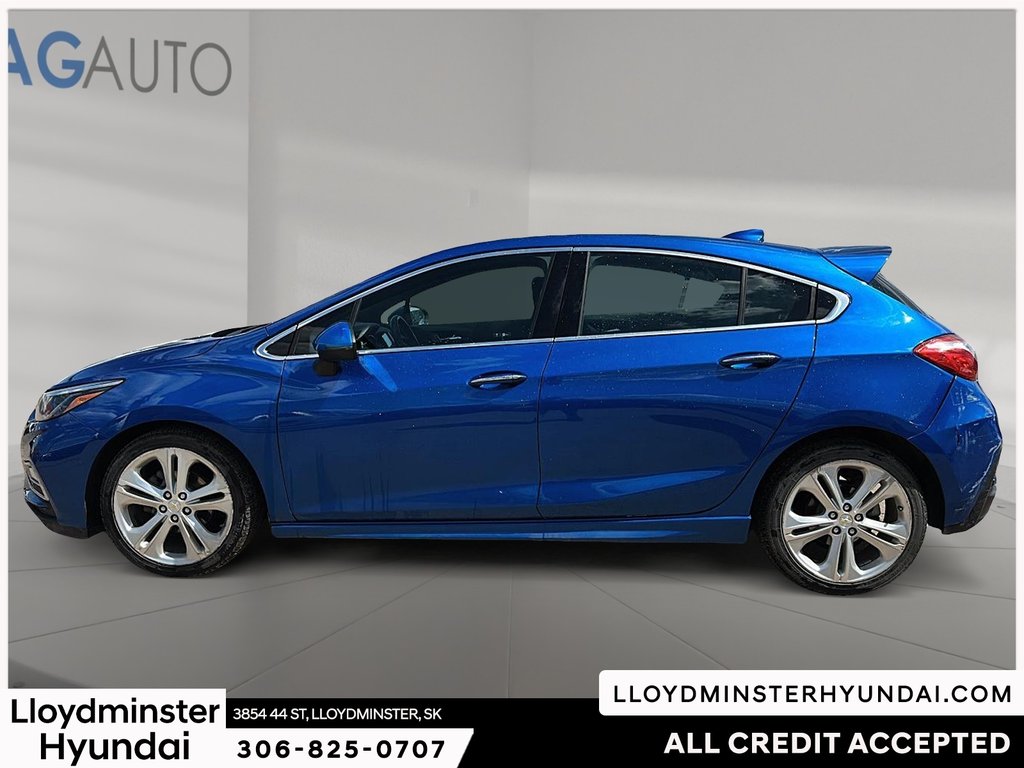2018 Chevrolet Cruze Premier in Lloydminster, Saskatchewan - 8 - w1024h768px