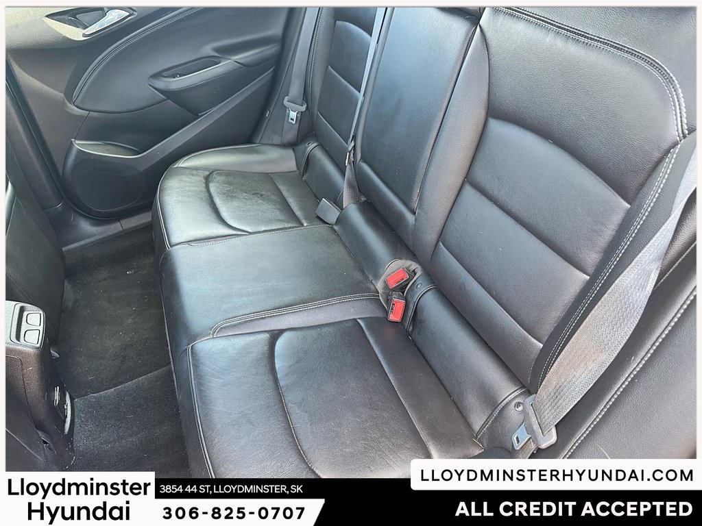 2018 Chevrolet Cruze Premier in Lloydminster, Saskatchewan - 21 - w1024h768px