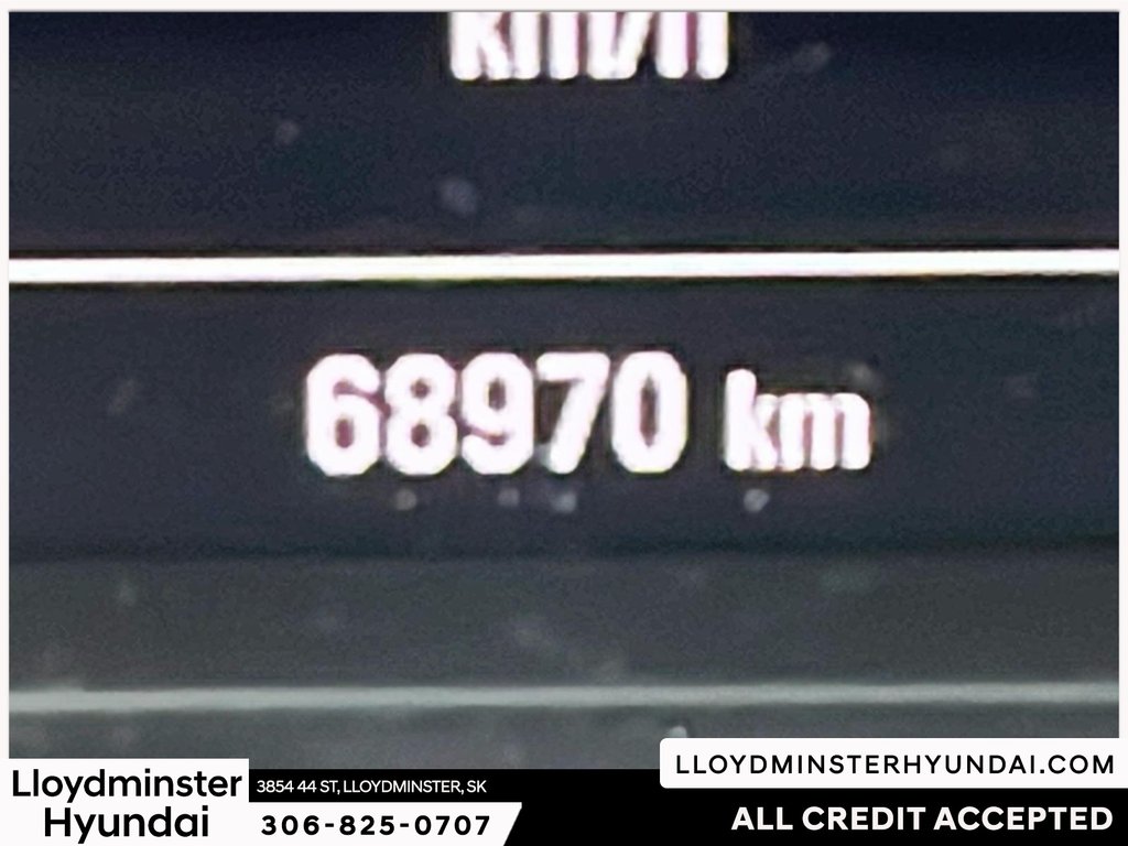 2021 Chevrolet Malibu RS in Lloydminster, Saskatchewan - 16 - w1024h768px