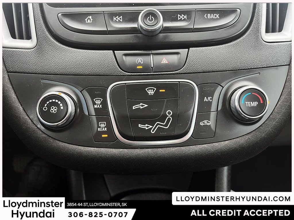 2021 Chevrolet Malibu RS in Lloydminster, Saskatchewan - 20 - w1024h768px