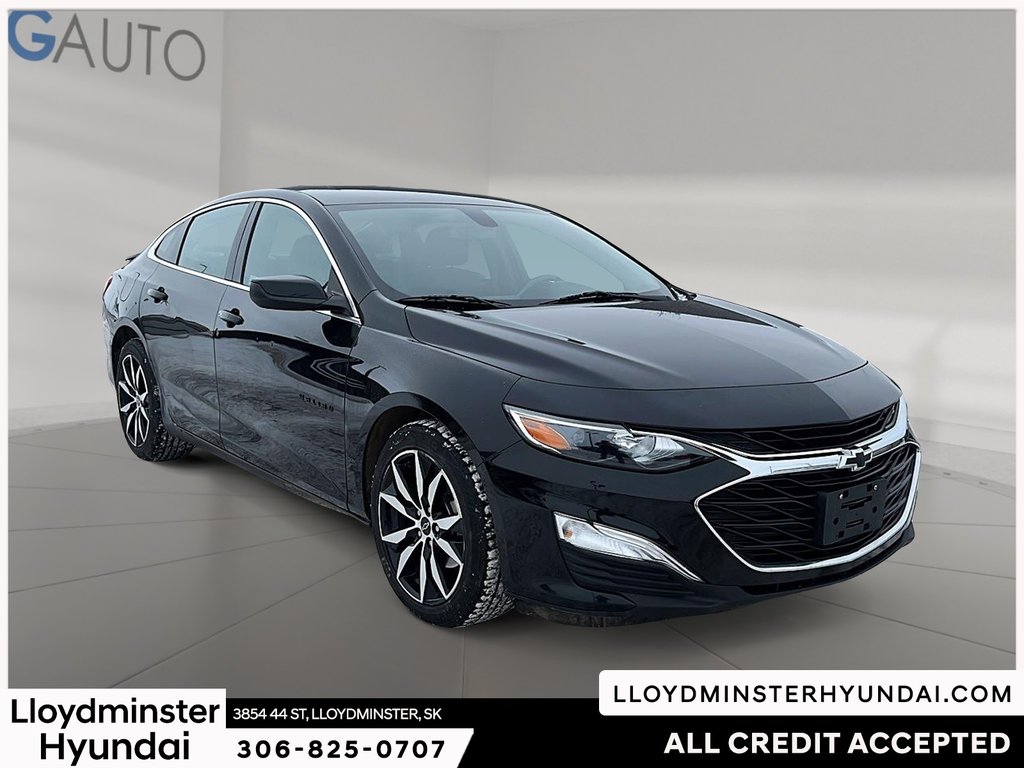 2021 Chevrolet Malibu RS in Lloydminster, Saskatchewan - 3 - w1024h768px