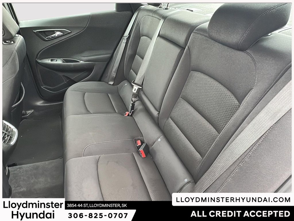 2023 Chevrolet Malibu LT in Lloydminster, Saskatchewan - 21 - w1024h768px