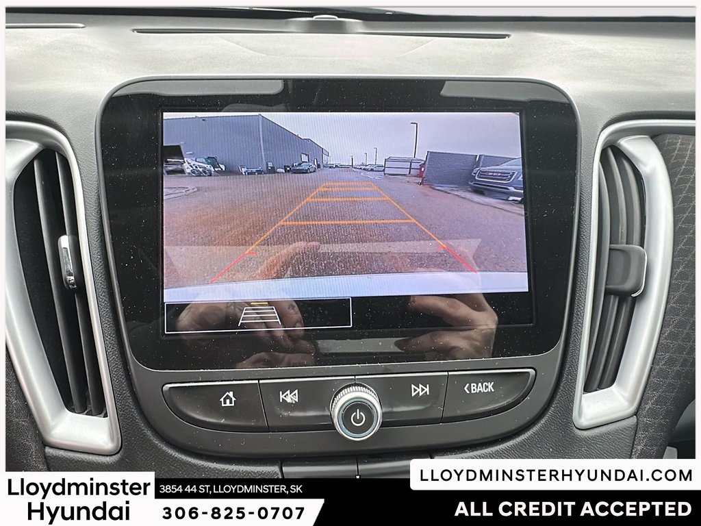 2023 Chevrolet Malibu LT in Lloydminster, Saskatchewan - 19 - w1024h768px
