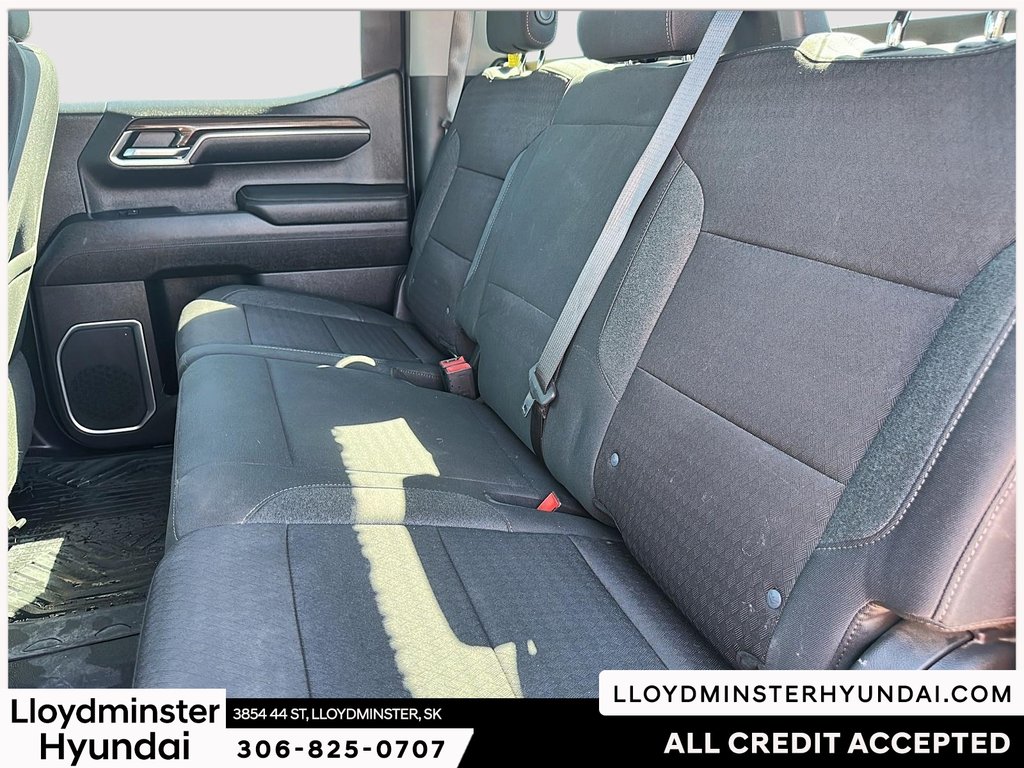 2023 Chevrolet Silverado 1500 LT Trail Boss in Lloydminster, Saskatchewan - 23 - w1024h768px