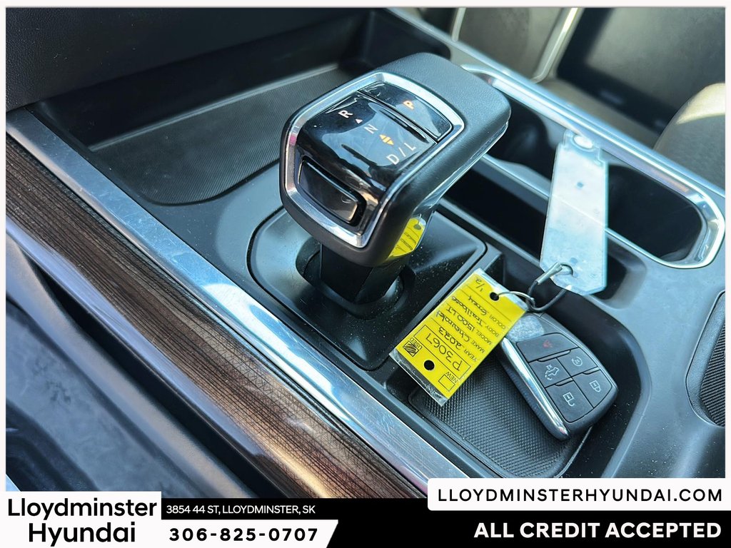 2023 Chevrolet Silverado 1500 LT Trail Boss in Lloydminster, Saskatchewan - 17 - w1024h768px