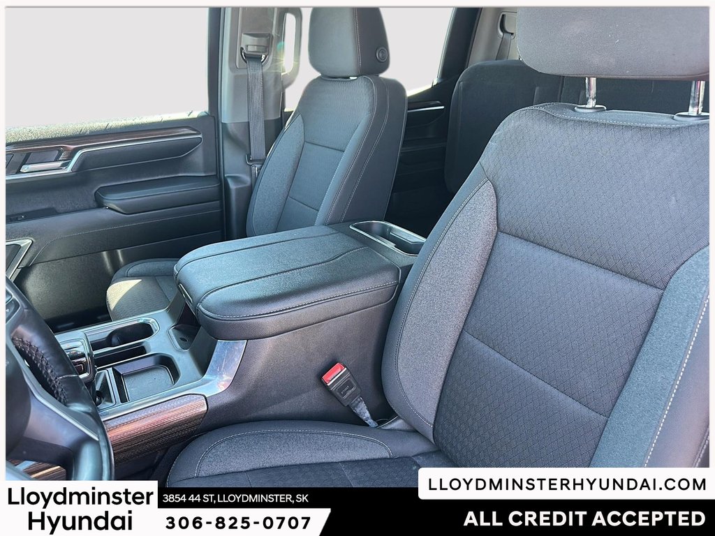 2023 Chevrolet Silverado 1500 LT Trail Boss in Lloydminster, Saskatchewan - 11 - w1024h768px