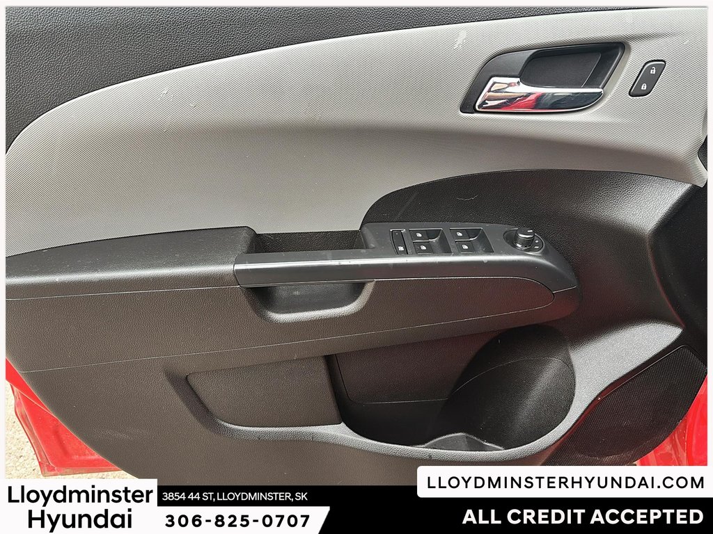 2017 Chevrolet Sonic LT in Lloydminster, Saskatchewan - 12 - w1024h768px