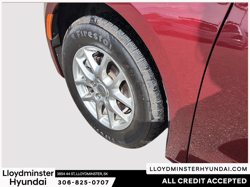 2023 Chrysler Grand Caravan SXT in Lloydminster, Saskatchewan - 10 - w1024h768px