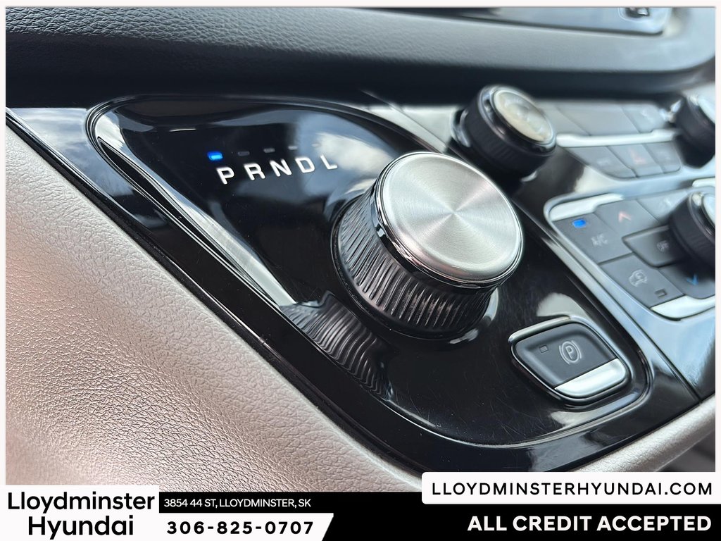 2023 Chrysler Grand Caravan SXT in Lloydminster, Saskatchewan - 17 - w1024h768px