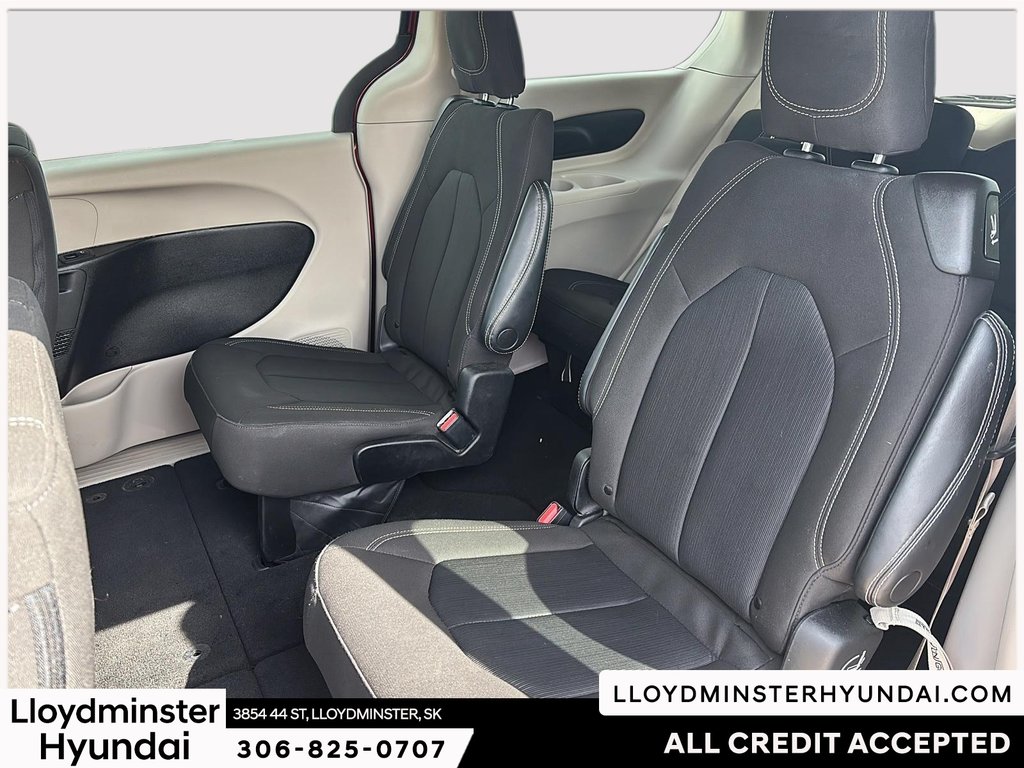 2023 Chrysler Grand Caravan SXT in Lloydminster, Saskatchewan - 22 - w1024h768px