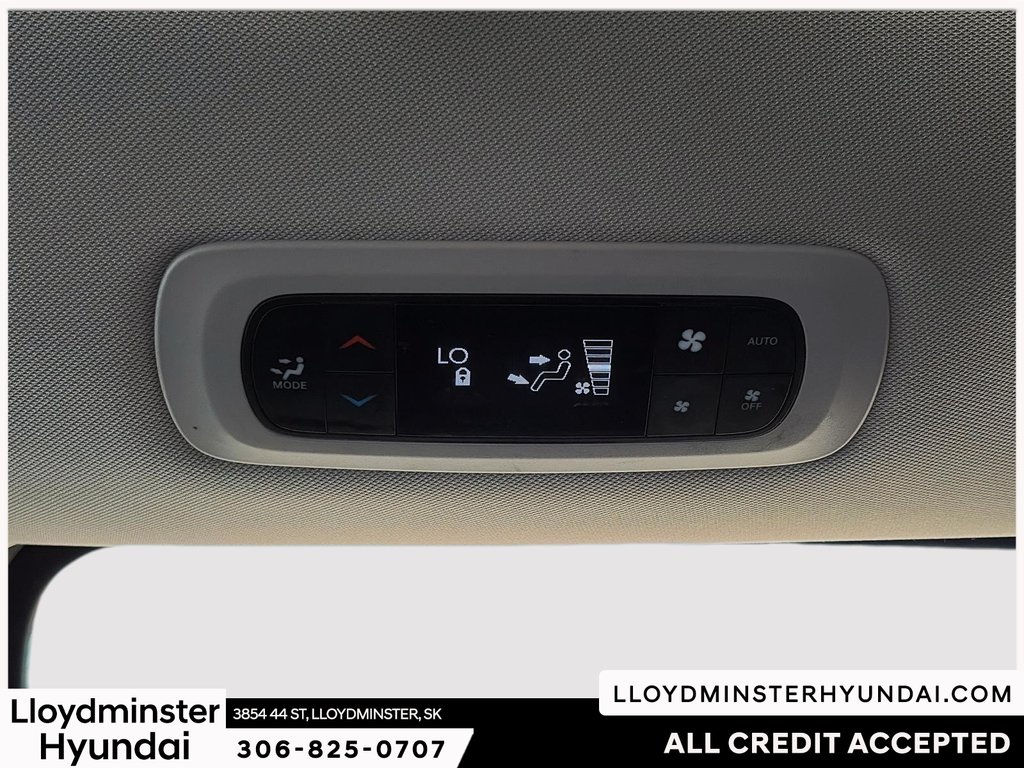 2021 Chrysler Pacifica Touring in Lloydminster, Saskatchewan - 23 - w1024h768px