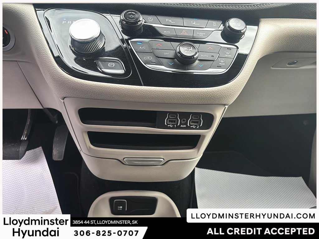 2024 Chrysler Pacifica Touring-L in Lloydminster, Saskatchewan - 18 - w1024h768px