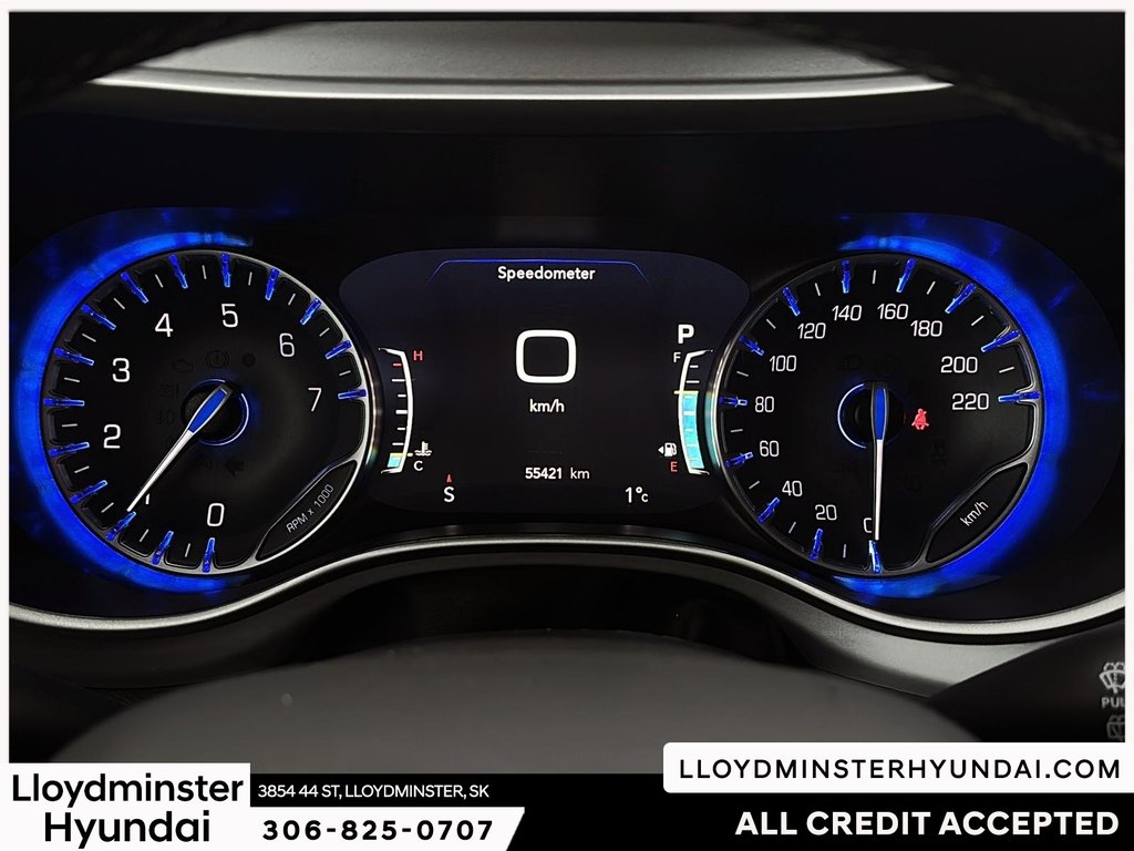2024 Chrysler Pacifica Touring-L in Lloydminster, Saskatchewan - 17 - w1024h768px