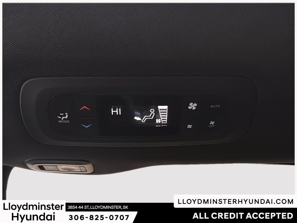 2024 Chrysler Pacifica Touring-L in Lloydminster, Saskatchewan - 31 - w1024h768px