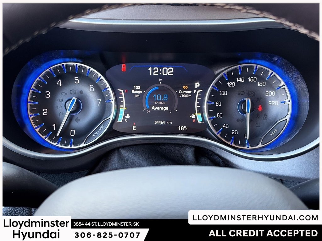 2024 Chrysler Pacifica Touring-L in Lloydminster, Saskatchewan - 19 - w1024h768px