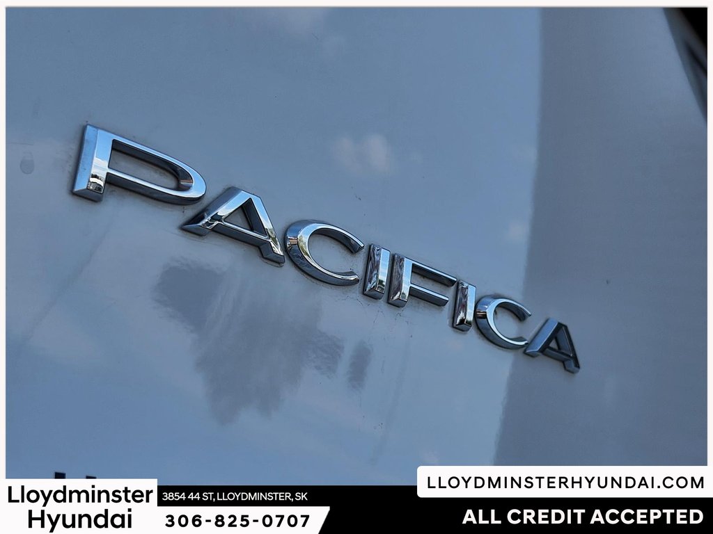 2024 Chrysler Pacifica Touring-L in Lloydminster, Saskatchewan - 21 - w1024h768px