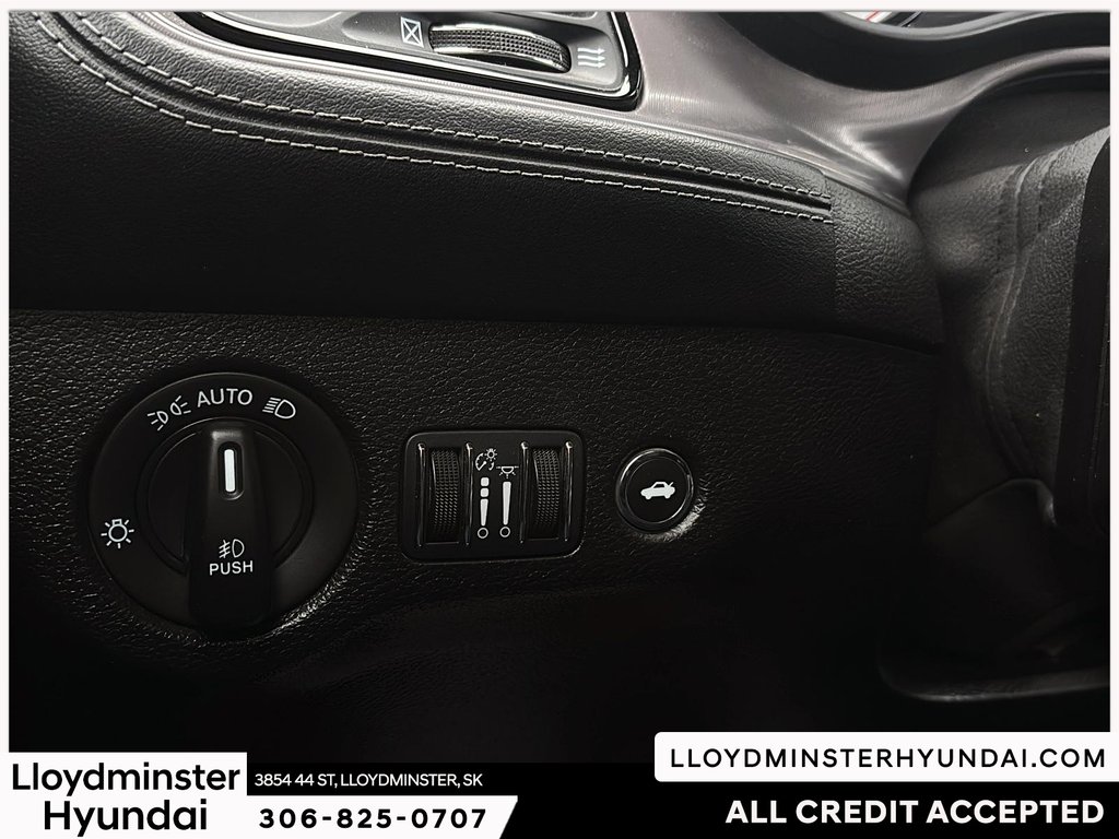 2023 Dodge Challenger R/T in Lloydminster, Saskatchewan - 20 - w1024h768px