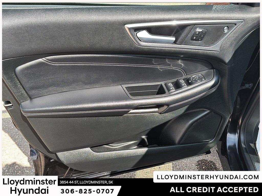 2023 Ford Edge Titanium in Lloydminster, Saskatchewan - 13 - w1024h768px