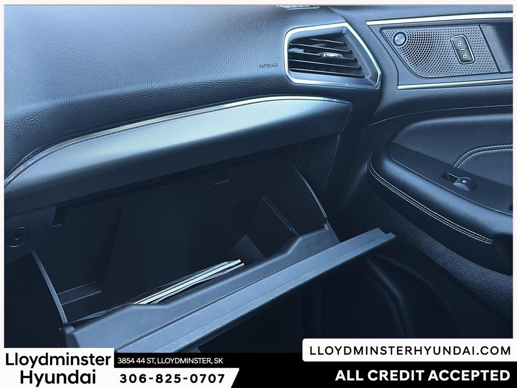 2023 Ford Edge Titanium in Lloydminster, Saskatchewan - 21 - w1024h768px