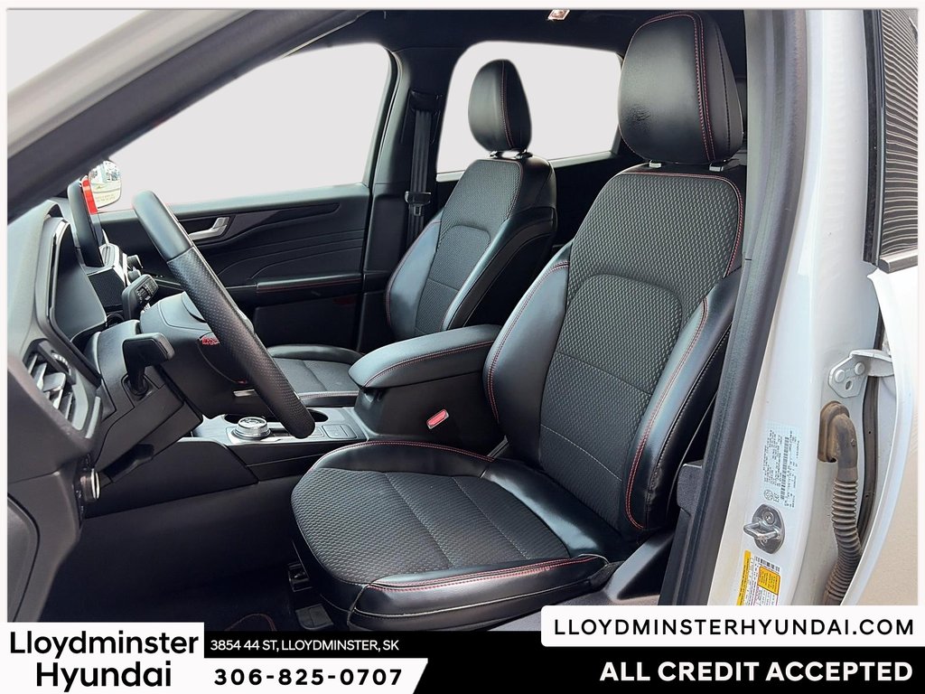 2023 Ford Escape Hybrid ST-Line in Lloydminster, Saskatchewan - 12 - w1024h768px