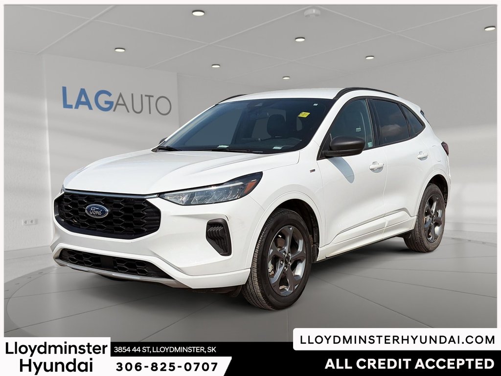 2023 Ford Escape Hybrid ST-Line in Lloydminster, Saskatchewan - 1 - w1024h768px