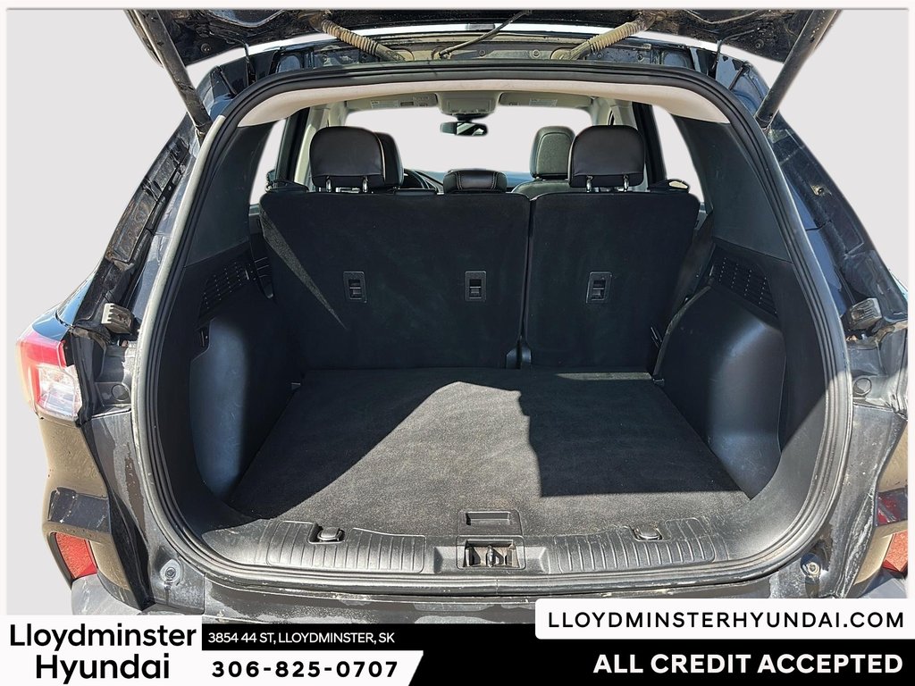 2021 Ford Escape Titanium in Lloydminster, Saskatchewan - 9 - w1024h768px