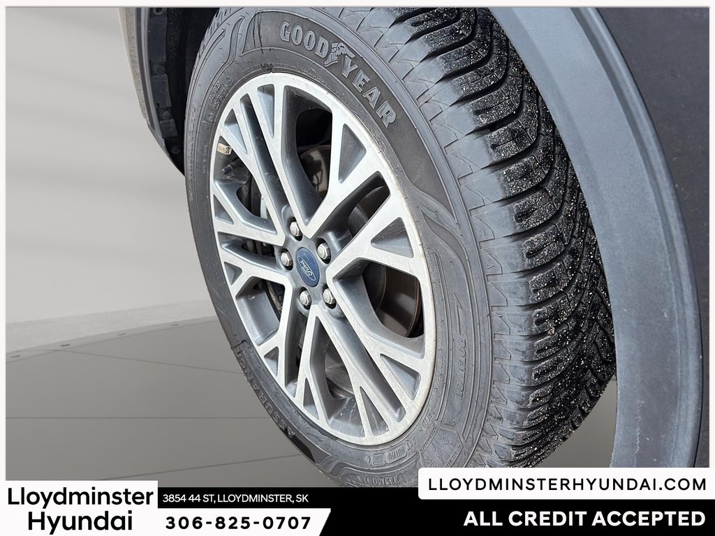 2022 Ford Escape SEL in Lloydminster, Saskatchewan - 10 - w1024h768px