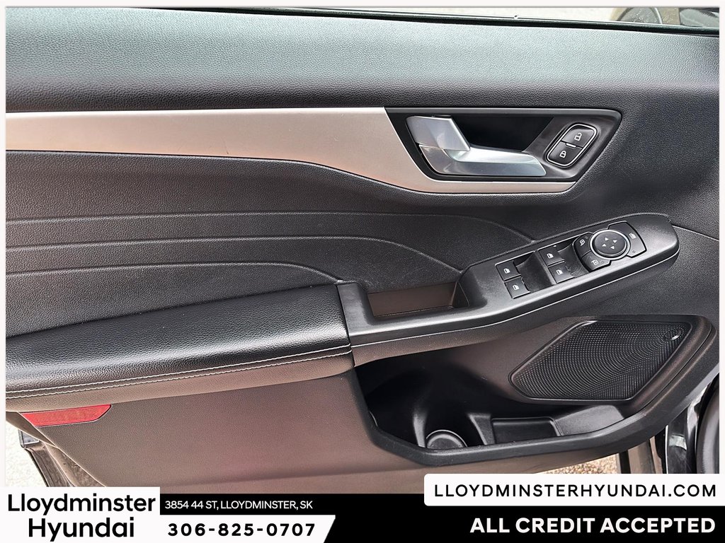 2022 Ford Escape SEL in Lloydminster, Saskatchewan - 13 - w1024h768px