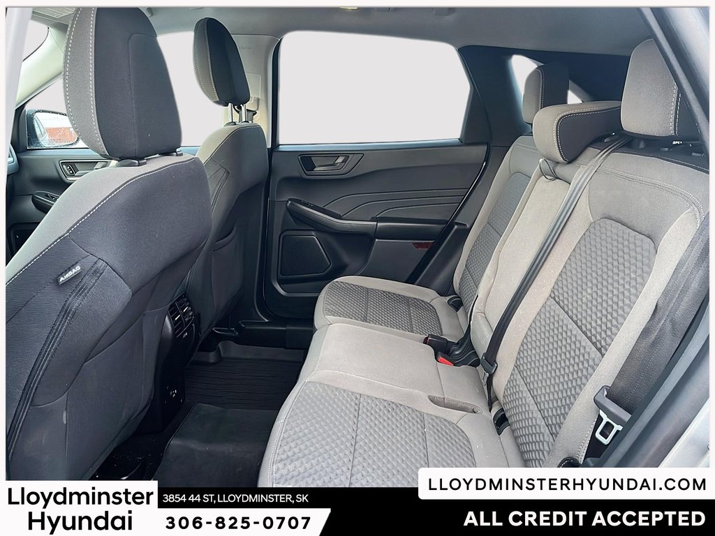 2022 Ford Escape SE in Lloydminster, Saskatchewan - 12 - w1024h768px