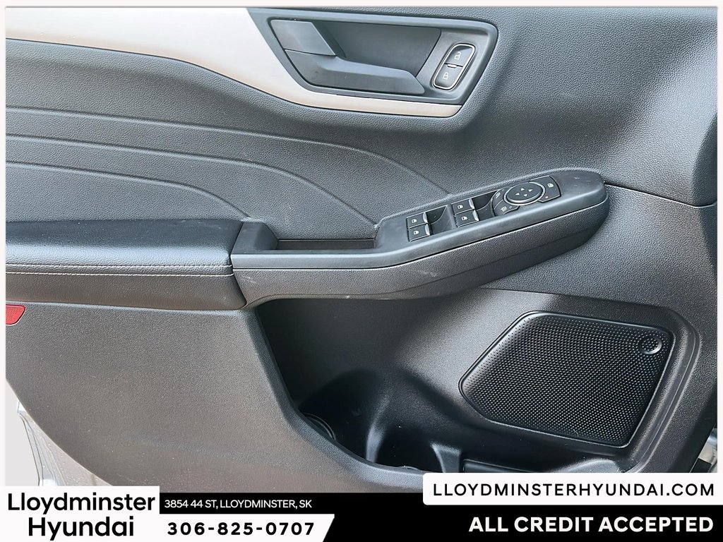 2022 Ford Escape SE in Lloydminster, Saskatchewan - 14 - w1024h768px