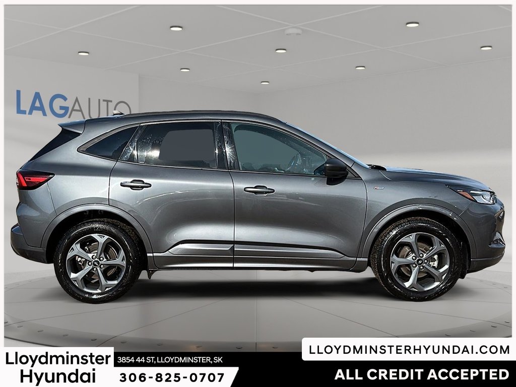 2023 Ford Escape ST-Line in Lloydminster, Saskatchewan - 4 - w1024h768px