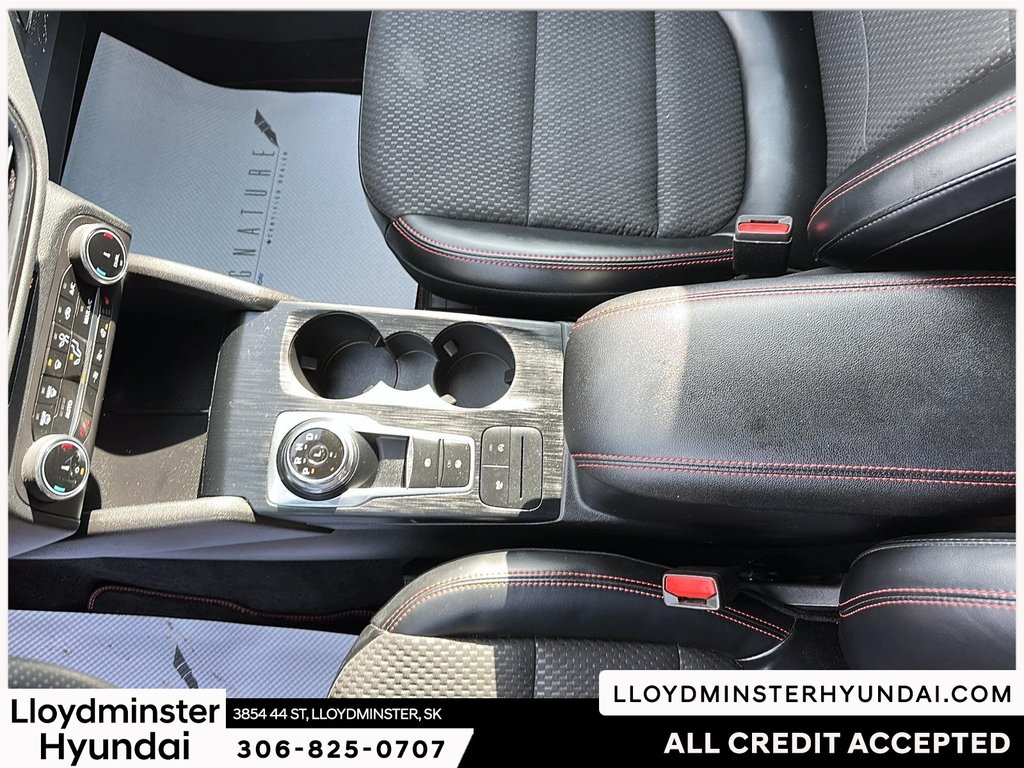 2023 Ford Escape ST-Line in Lloydminster, Saskatchewan - 13 - w1024h768px