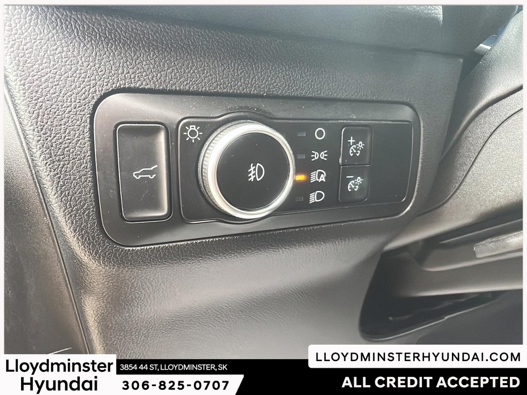2024 Ford Escape Platinum in Lloydminster, Saskatchewan - 19 - w1024h768px