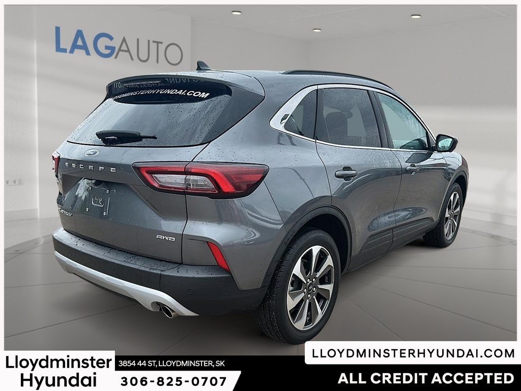 2024 Ford Escape Platinum in Lloydminster, Saskatchewan - 5 - w1024h768px