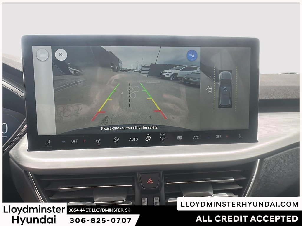 2024 Ford Escape Platinum in Lloydminster, Saskatchewan - 21 - w1024h768px